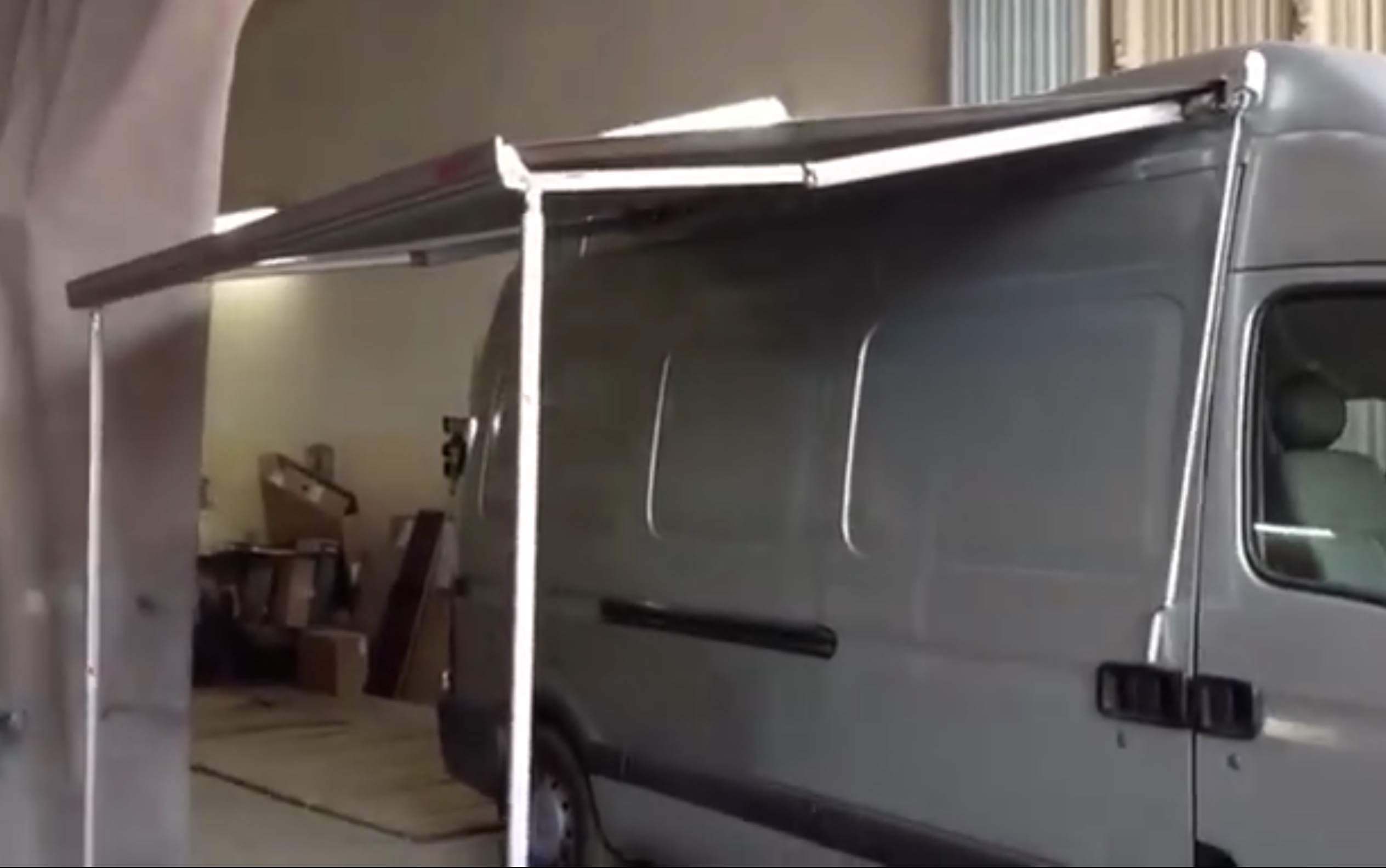 Instalando toldo